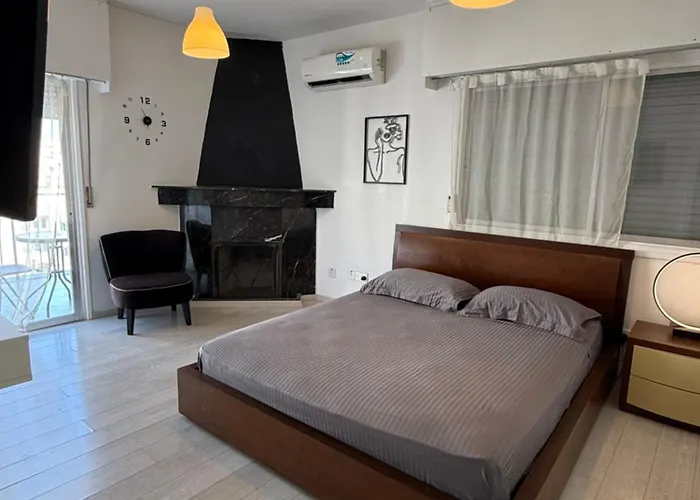 Floor In With View! Никосия