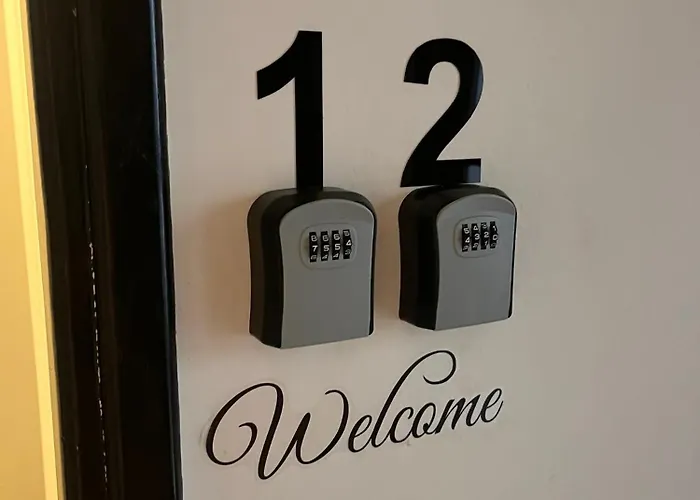 Floor In With View! * 尼科西亚